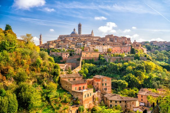 Séjour en Toscane et Fête des Camélias à Lucques - Les Voyages de Micheline