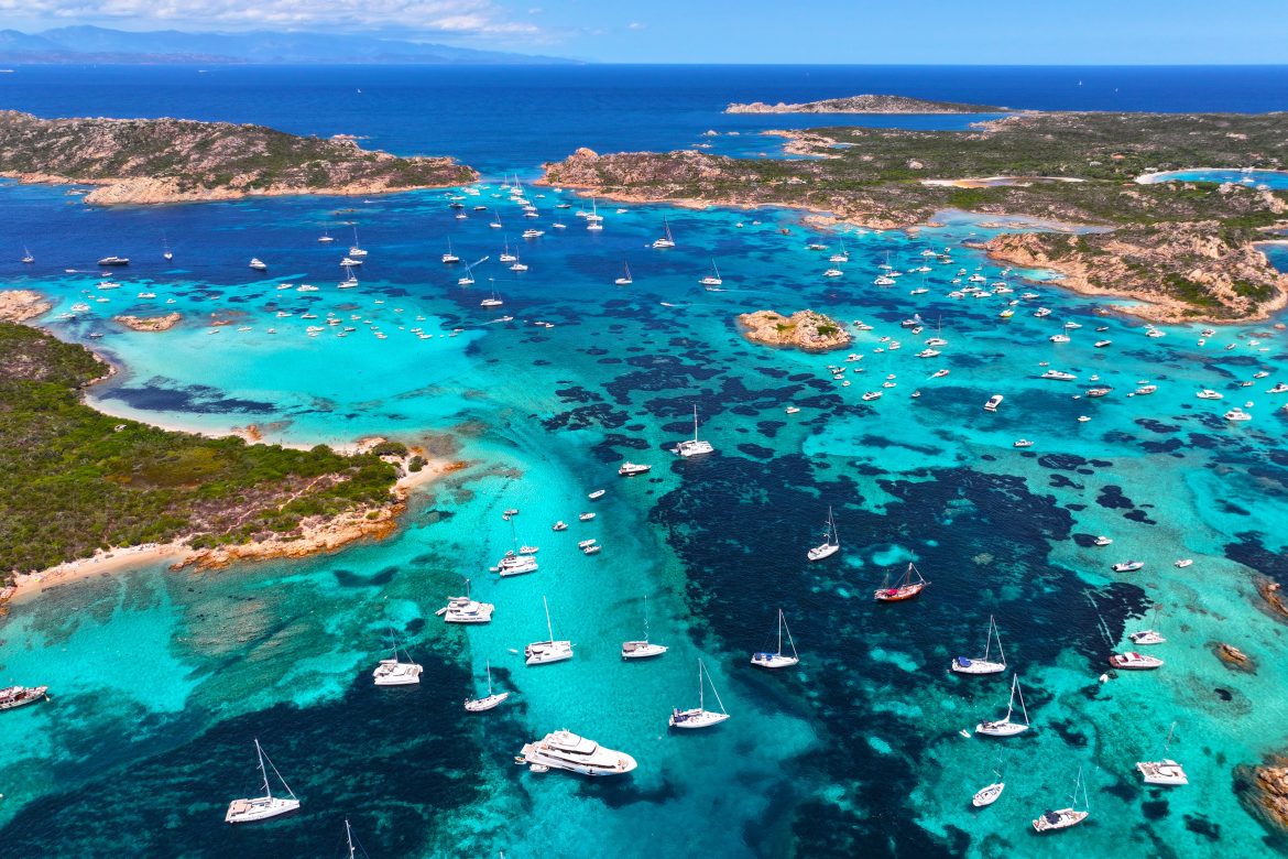 Vue aérienne sur l'Île Maddalena