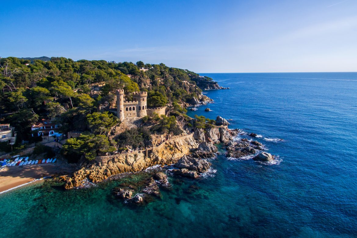 Vie aérienne sur la côte de Lloret de Mar