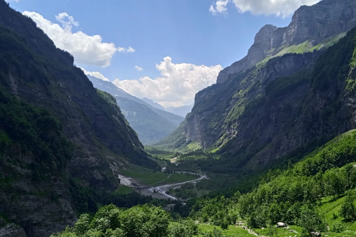 Vallée du village Sixt-Fer-à-Cheval