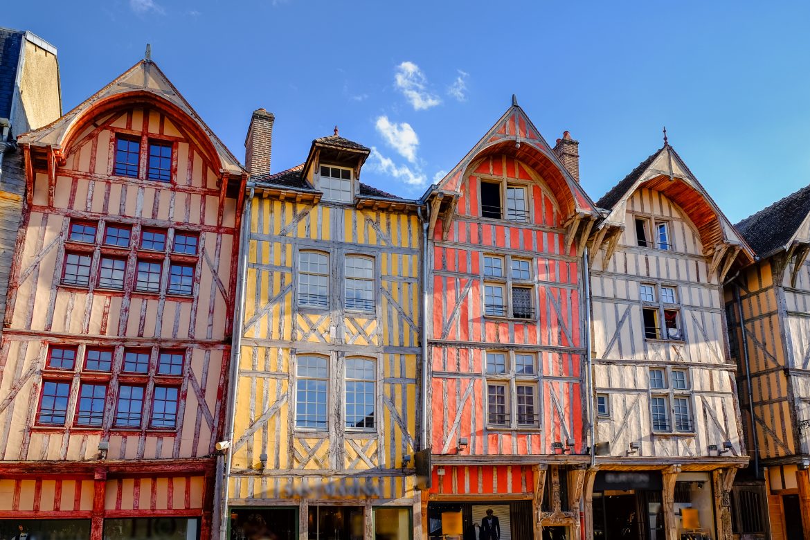 Troyes avec ses maisons colorées dans la vieille ville