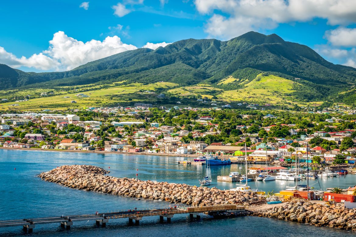 basseterre Vue du ciel de Basseterre dans les Caraïbes