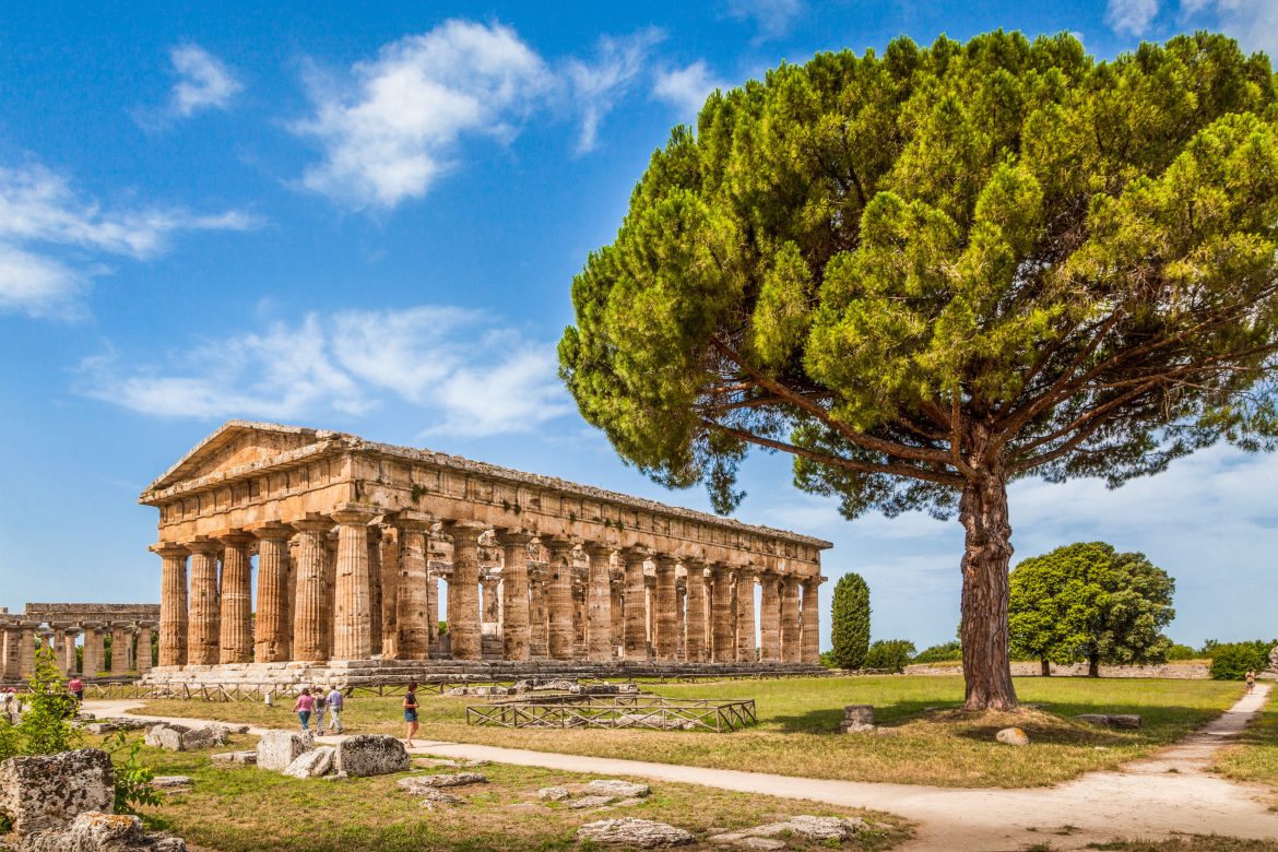 Temple à Paestum en Italie