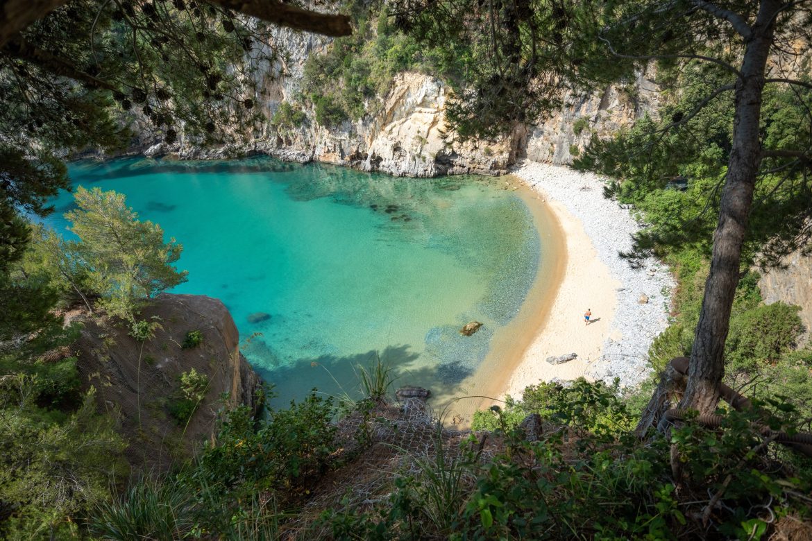 Baie de Buondormire sur le cap Palinuro, Cilento, Campanie, Italie
